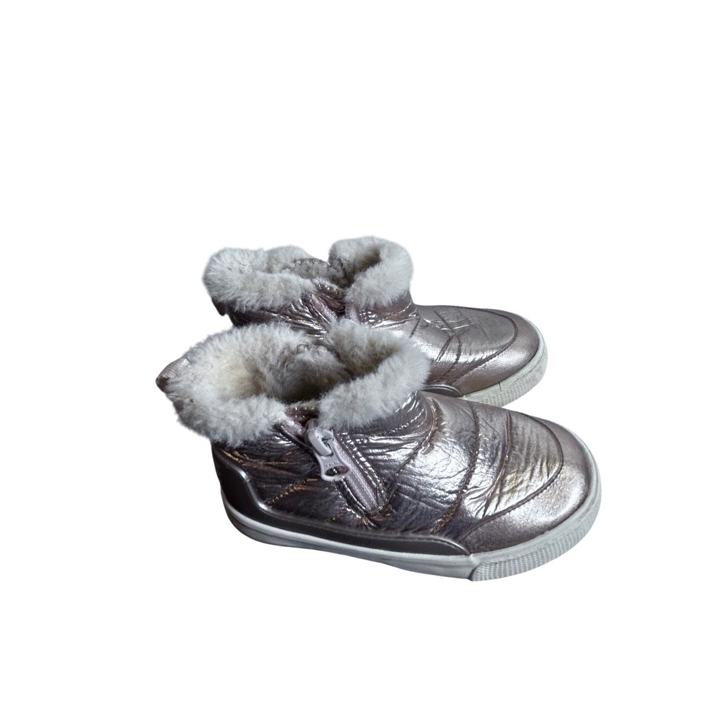 Cat & Jack Winter Boots Size 8 Rose Gold Metallic Faux Fur Quilted Toddler Girl